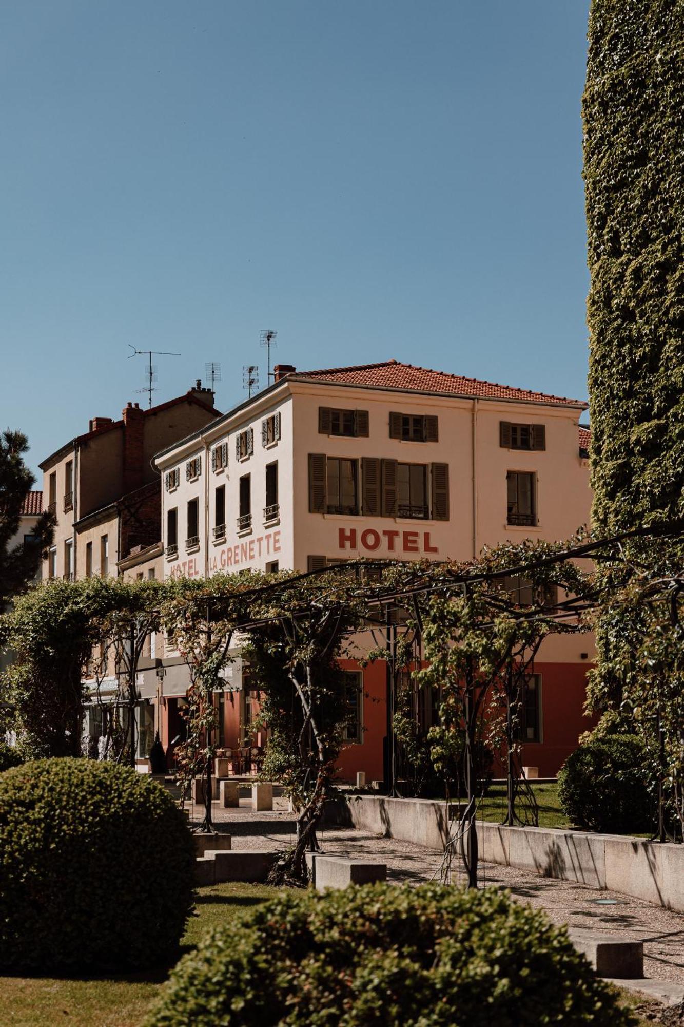 Mage Hotels - Hotel La Grenette Roanne Exterior photo
