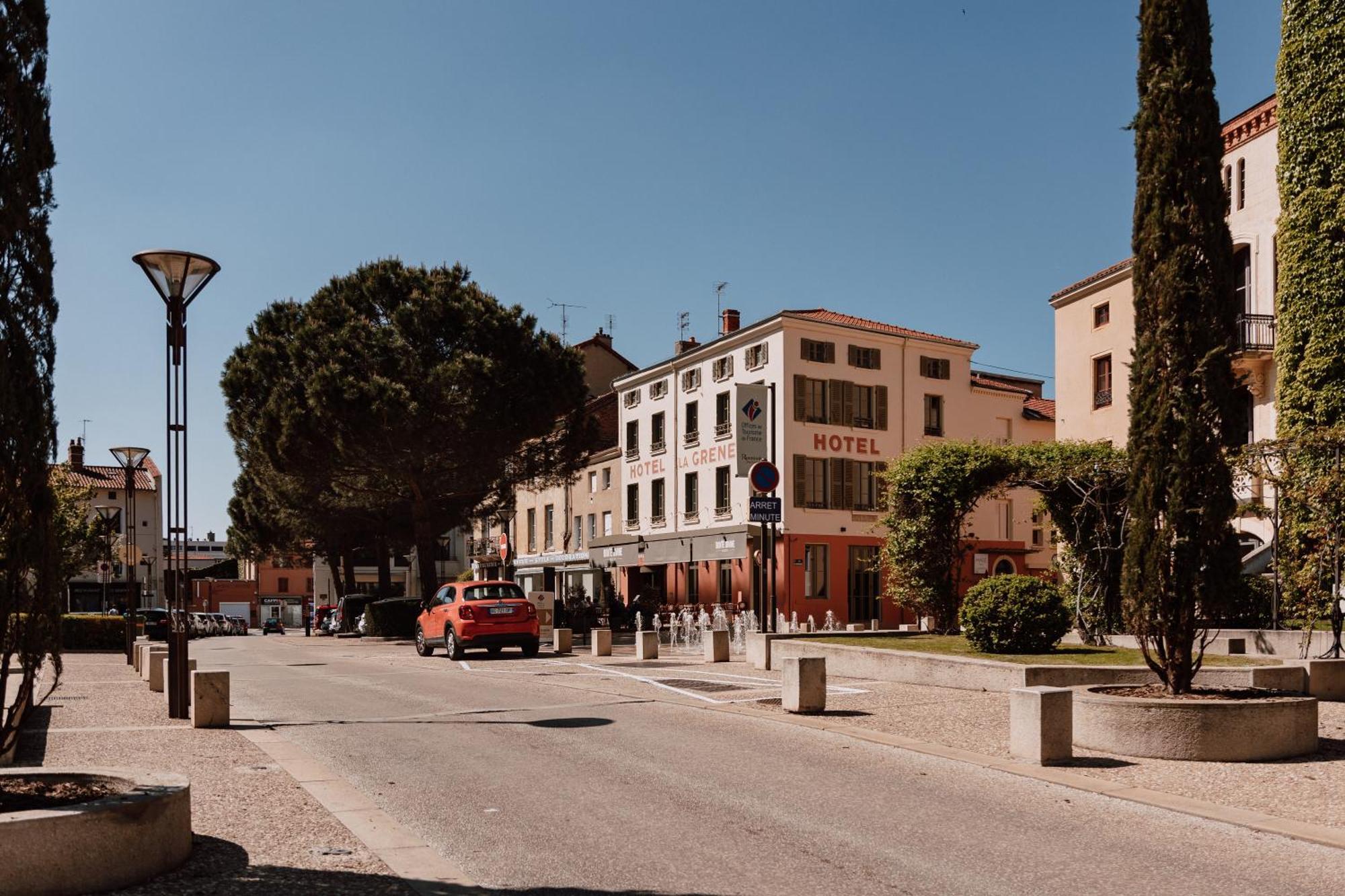 Mage Hotels - Hotel La Grenette Roanne Exterior photo